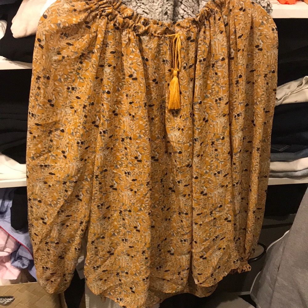 Women’s peasant blouse